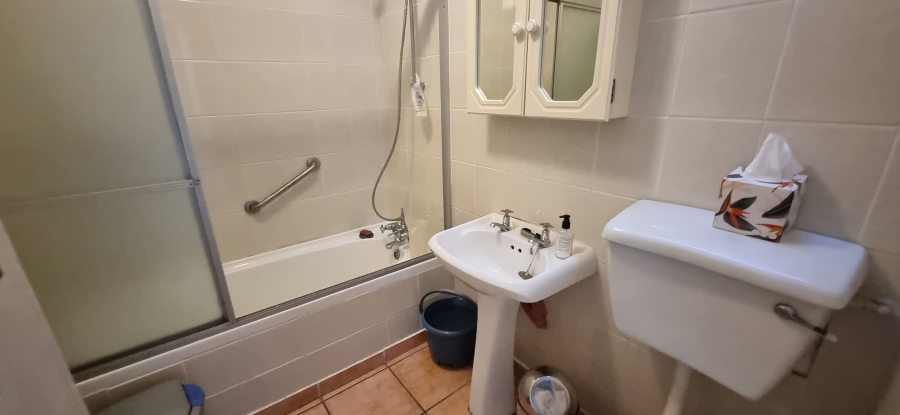 To Let 1 Bedroom Property for Rent in Marina Da Gama Western Cape